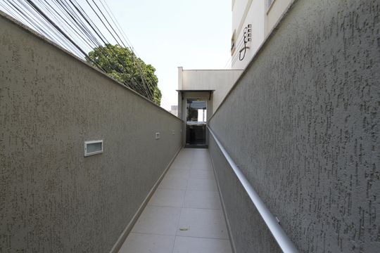 entrada de apartamento para alugar com 3 quartos, 116m² em Monsenhor Messias, Belo Horizonte