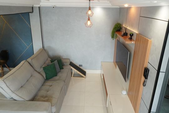 Sala e cozinha de apartamento à venda com 2 quartos, 54m² em Tatuapé, São Paulo