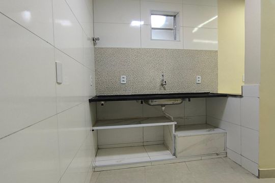 Sala/Cozinha de apartamento para alugar com 1 quarto, 60m² em São Marcos, Belo Horizonte