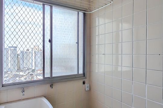 Área de serviço de apartamento à venda com 2 quartos, 55m² em Liberdade, São Paulo