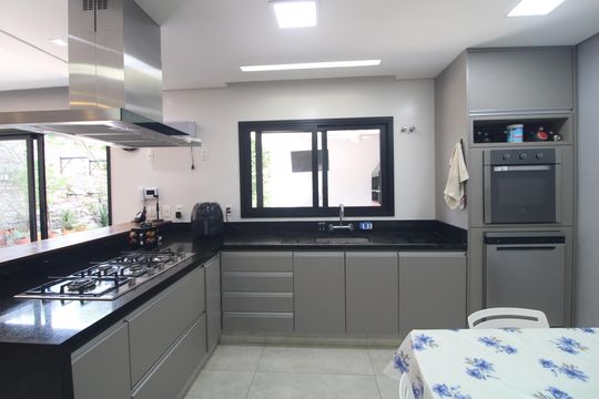 Cozinha de casa à venda com 3 quartos, 250m² em Planalto Paulista, São Paulo
