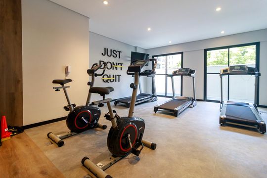 Área comum de kitnet/studio para alugar com 1 quarto, 28m² em Jardim das Acacias, São Paulo
