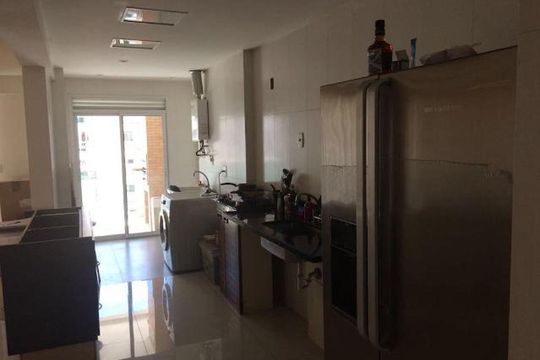 Cozinha de apartamento para alugar com 2 quartos, 110m² em Barra da Tijuca, Rio de Janeiro