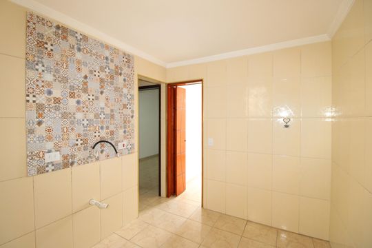 Cozinha de apartamento para alugar com 2 quartos, 57m² em Conjunto Residencial José Bonifácio, São Paulo