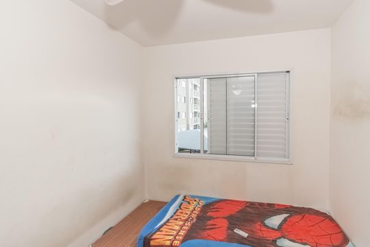 Quarto de apartamento à venda com 2 quartos, 55m² em Jardim Santa Izabel, Hortolândia