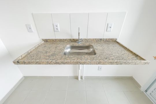 Cozinha de apartamento para alugar com 2 quartos, 36m² em Santa Maria, Osasco