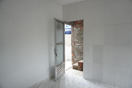 Casa para alugar com 1 quarto, 32m² em Vila Cosmopolita, São Paulo