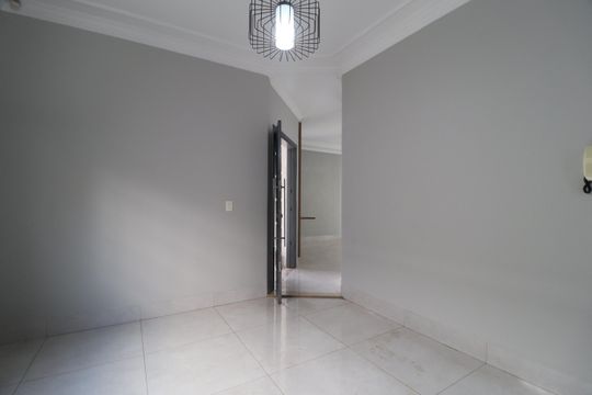 Sala de Jantar de casa para alugar com 3 quartos, 200m² em Jardim América, Uberlândia