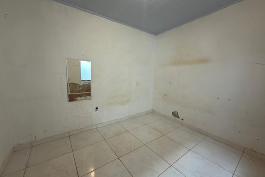 Casa à venda com 6 quartos, 774m² em Colônia Agrícola Arniqueira, Brasília