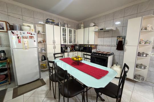 Casa à venda com 6 quartos, 774m² em Colônia Agrícola Arniqueira, Brasília