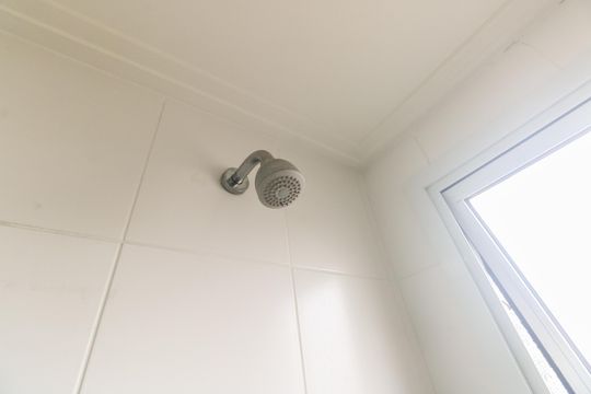 Banheiro Suíte  de apartamento à venda com 2 quartos, 57m² em Vila Carrão, São Paulo