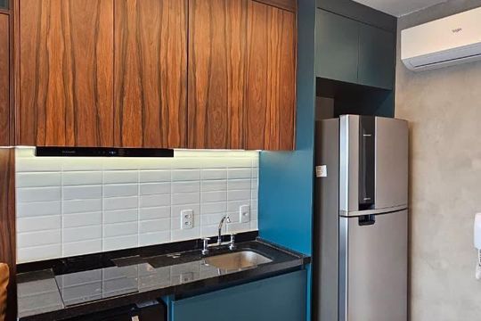 Cozinha de apartamento para alugar com 1 quarto, 33m² em Perdizes, São Paulo
