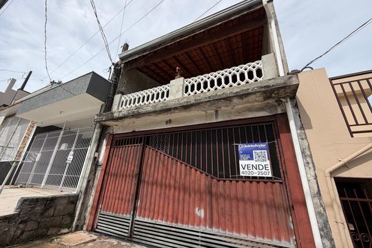 Fachada de casa à venda com 3 quartos, 125m² em Jardim das Palmeiras, Várzea Paulista