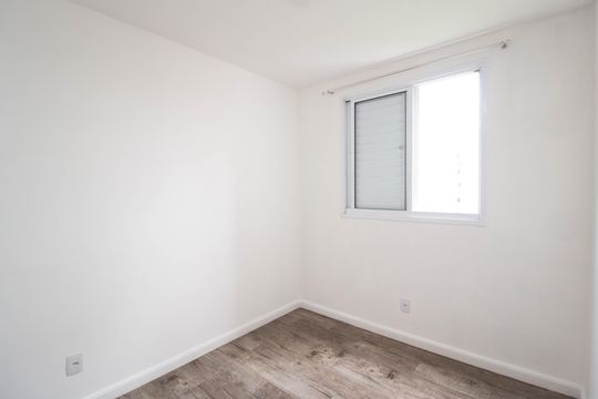 Quarto 2 de apartamento para alugar com 2 quartos, 42m² em Jardim Iris, São Paulo