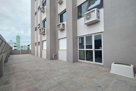Área externa de apartamento para alugar com 3 quartos, 60m² em Jardim Mauá, Novo Hamburgo