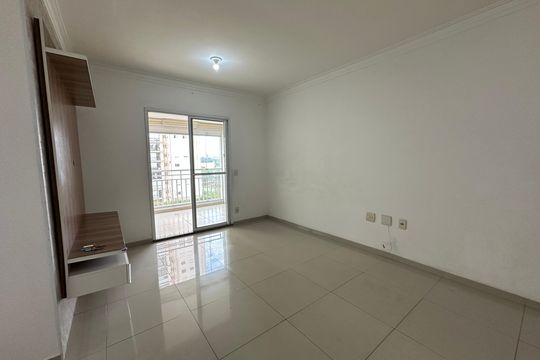 Apartamento para alugar com 3 quartos, 85m² em Jardim Tupanci, Barueri