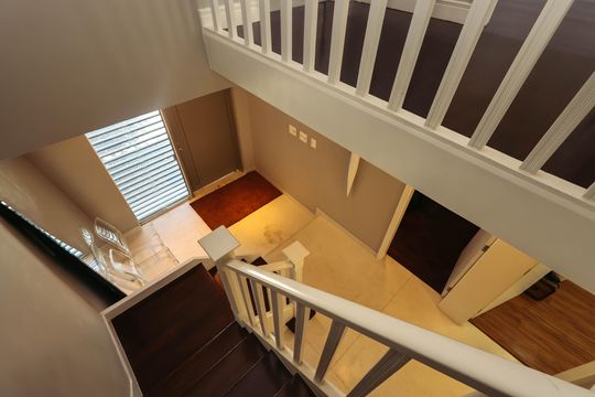 Escadas de casa para alugar com 3 quartos, 165m² em Vila Clementino, São Paulo