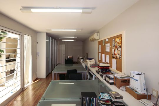 Sala 1 de casa para alugar com 3 quartos, 165m² em Vila Clementino, São Paulo