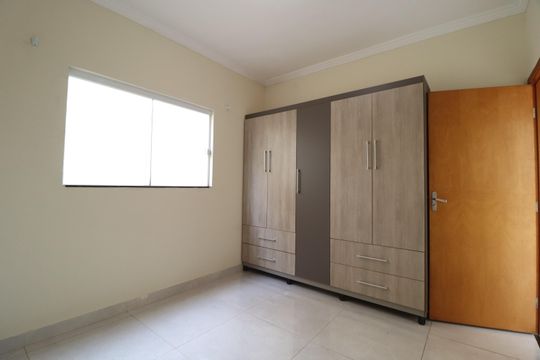 Quarto 2 - Suíte de casa para alugar com 2 quartos, 70m² em Jardim Ipanema, Uberlândia