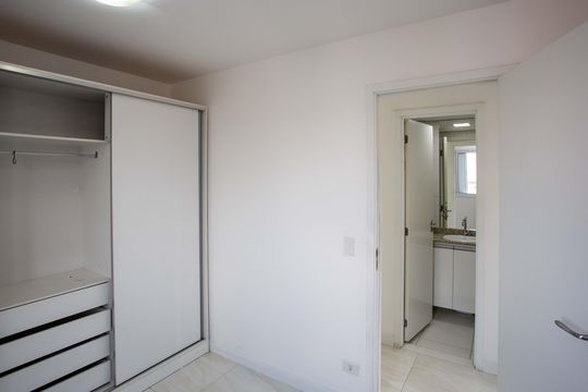 Quarto 2 de apartamento para alugar com 2 quartos, 51m² em Centro, Diadema