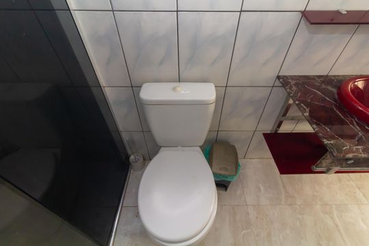 Banheiro de apartamento à venda com 2 quartos, 47m² em Cidade Tiradentes, São Paulo