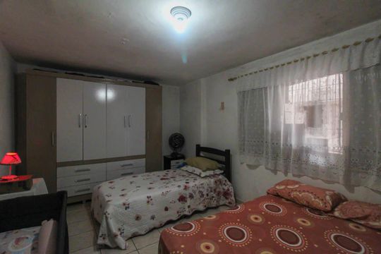Quarto 2 de casa à venda com 17 quartos, 250m² em Cidade Continental, São Paulo