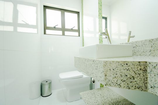 Lavabo  de casa para alugar com 2 quartos, 100m² em Jardim Valeria, Guarulhos