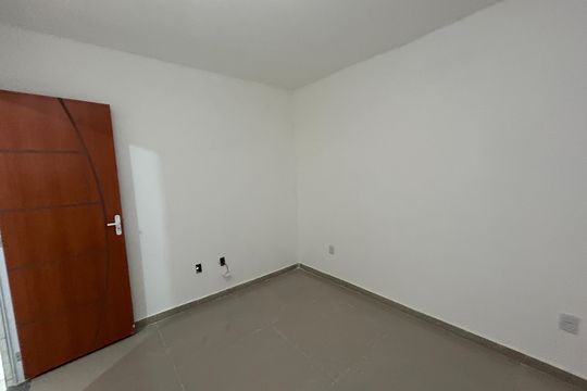 Quarto 2 de casa para alugar com 2 quartos, 70m² em Praça Seca, Rio de Janeiro