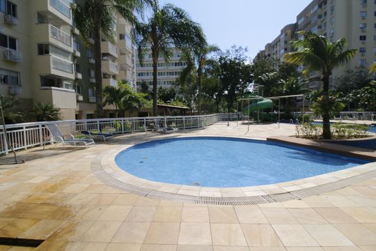 Área comum - Piscina de apartamento à venda com 3 quartos, 74m² em Barra Olímpica, Rio de Janeiro