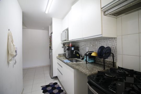 Cozinha de apartamento à venda com 3 quartos, 74m² em Barra Olímpica, Rio de Janeiro