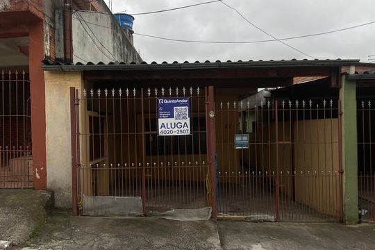 Fachada + Placa de casa para alugar com 1 quarto, 60m² em Jardim Pedro José Nunes, São Paulo