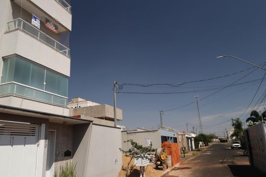 Apartamento para alugar com 2 quartos, 68m² em Novo Mundo, Uberlândia