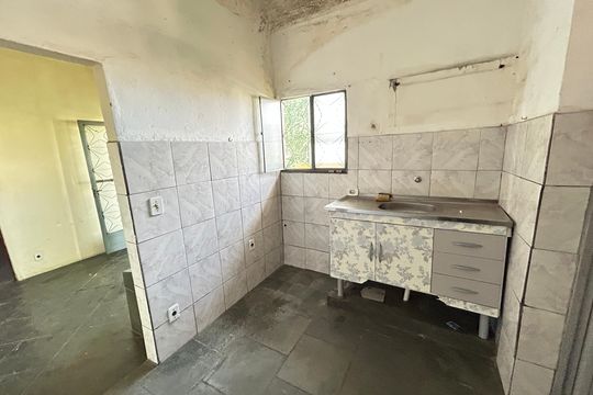 Cozinha de casa para alugar com 1 quarto, 44m² em Marechal Hermes, Rio de Janeiro