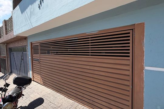 Fachada de casa à venda com 3 quartos, 141m² em Alto Industrial, São Bernardo do Campo