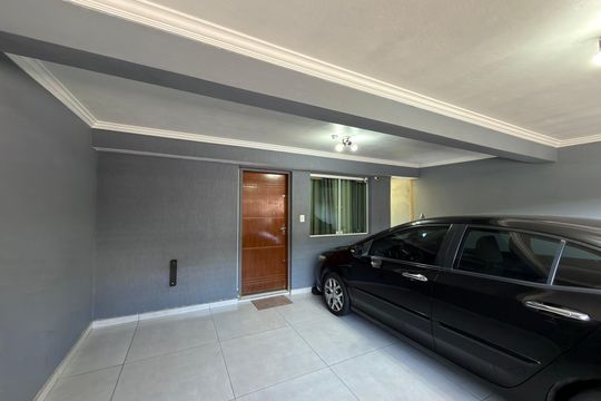 Garagem de casa à venda com 3 quartos, 141m² em Alto Industrial, São Bernardo do Campo