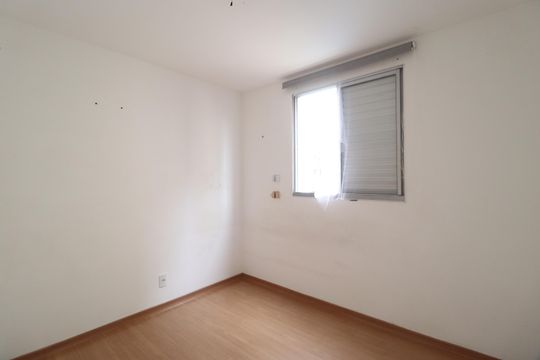 Quarto 1 de apartamento para alugar com 2 quartos, 44m² em Chácaras Tubalina E Quartel, Uberlândia