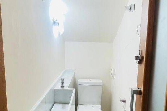 Lavabo de casa de condomínio para alugar com 4 quartos, 155m² em Parque Rincao, Cotia