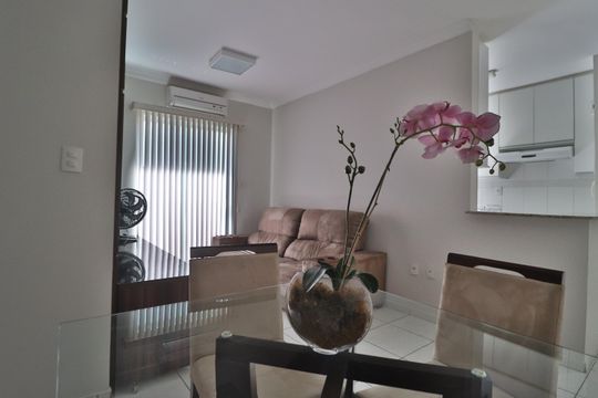 Apartamento para alugar com 2 quartos, 65m² em Santa Mônica, Uberlândia