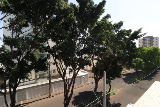 Vista de apartamento para alugar com 2 quartos, 65m² em Santa Mônica, Uberlândia