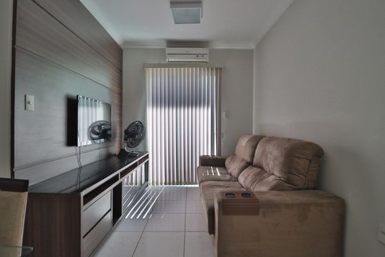 Sala de apartamento para alugar com 2 quartos, 65m² em Santa Mônica, Uberlândia