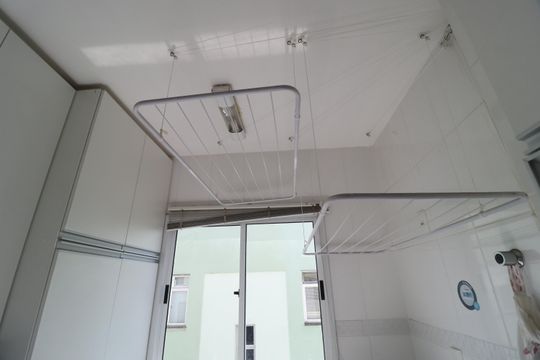 Cozinha e Área de Serviço de apartamento para alugar com 2 quartos, 65m² em Santa Mônica, Uberlândia