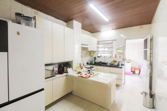 Cozinha de casa à venda com 5 quartos, 180m² em Rio Branco, Canoas