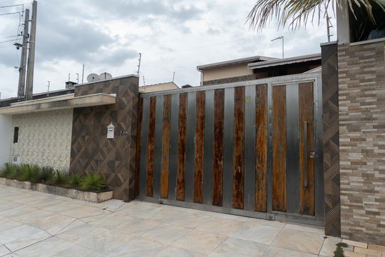 Casa à venda com 3 quartos, 300m² em São José, Paulínia