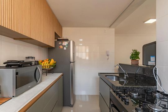 Cozinha de apartamento para alugar com 2 quartos, 54m² em São Gotardo, Belo Horizonte