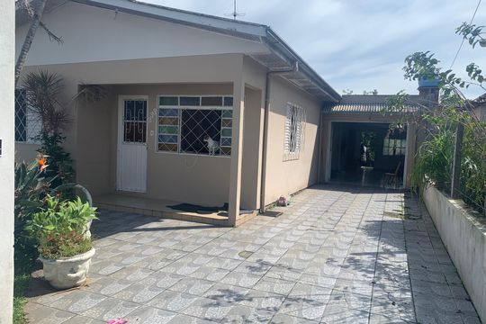 Garagem de casa à venda com 3 quartos, 80m² em Canudos, Novo Hamburgo
