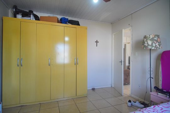 Quarto 1  de casa à venda com 3 quartos, 80m² em Canudos, Novo Hamburgo