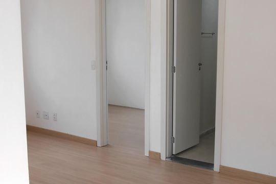 Sala de apartamento para alugar com 2 quartos, 35m² em Usina Piratininga, São Paulo