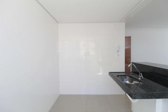 Cozinha/Área de serviço de apartamento para alugar com 2 quartos, 54m² em São Gotardo, Belo Horizonte