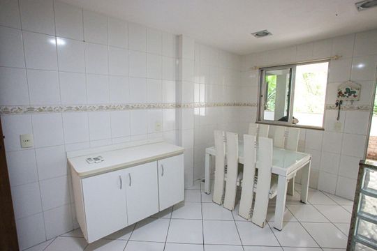 Cozinha de casa para alugar com 3 quartos, 100m² em Taquara, Rio de Janeiro