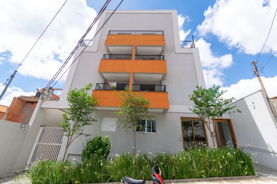 Fachada de apartamento à venda com 2 quartos, 35m² em Vila Guarani, São Paulo